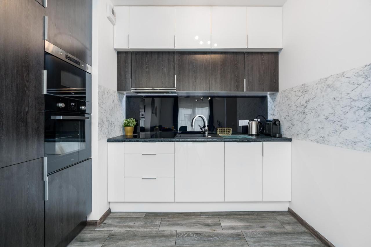 Sleepway Apartments- Garbary 100-46 波兹南 外观 照片